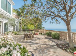 16300 Shadow Mountain Dr, Pacific Palisades, CA 90272