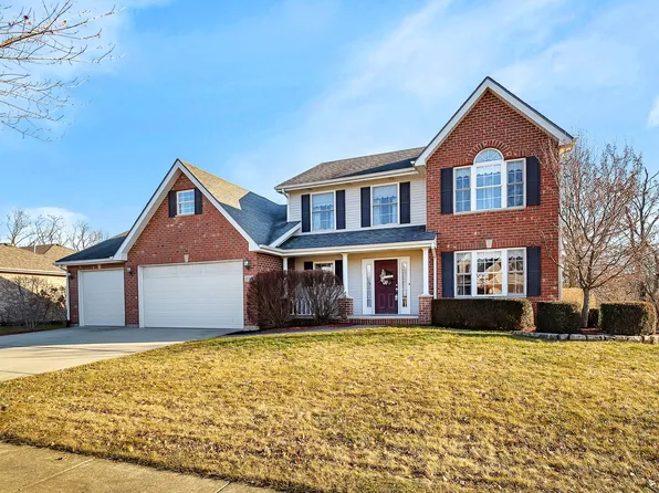 21363 S Wooded Cove Dr, Elwood, IL 60421