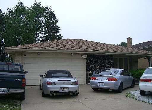 4th image of 4433 W 103rd St #3