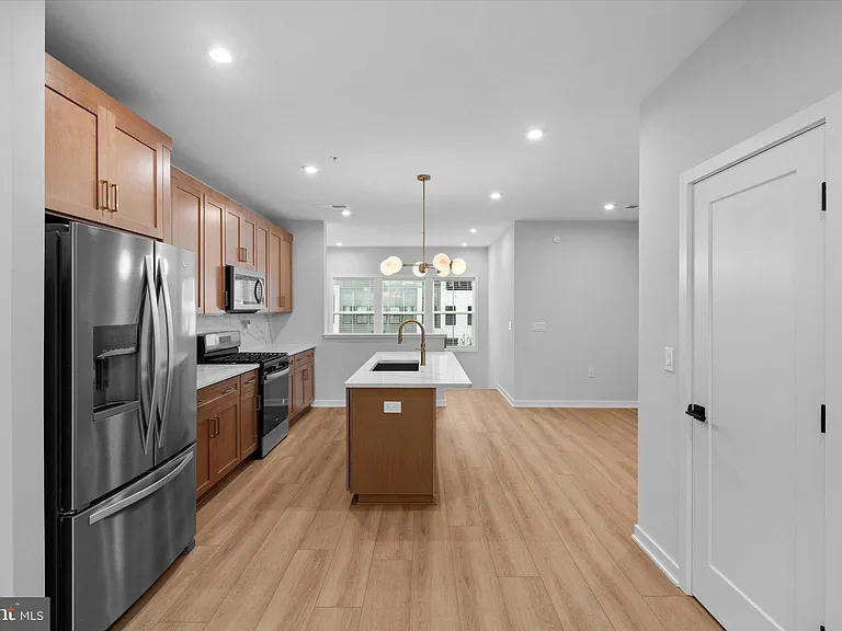 4765 Sully Point Ln #408 — Photo 7