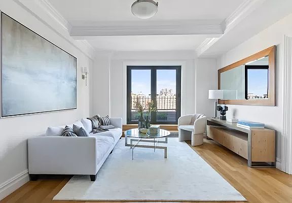 2nd image of 23 W 73rd St #1210/1211