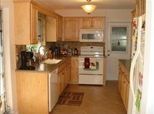 1461 Viking Ct, Cape Coral, FL 33904