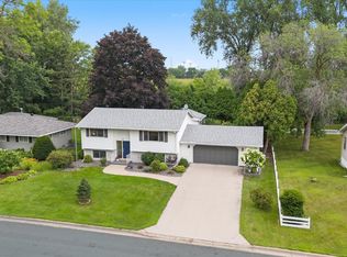 233 69th Ave NE, Fridley, MN 55432