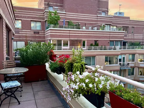 393 West 49th Street image 1 of 10