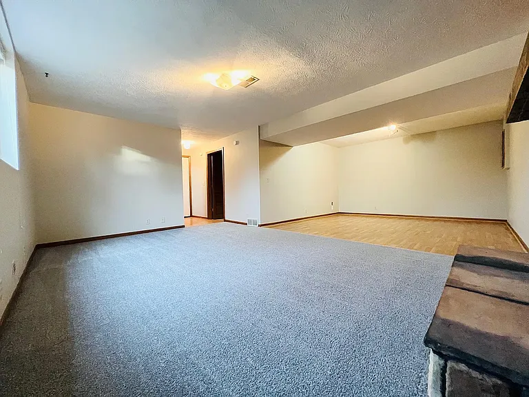 5819 N 127th Avenue Cir — Photo 35