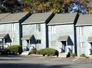936 Hearthridge Ct APT B, Raleigh, NC 27609