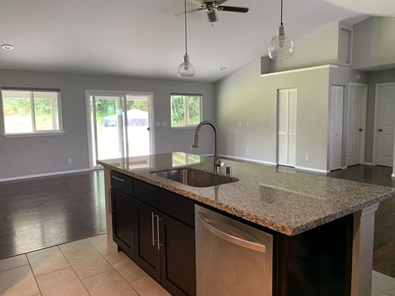 2nd image of 15-2032 18th Ave