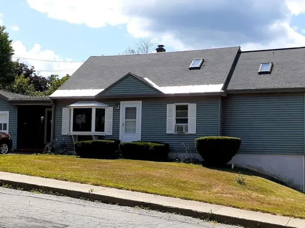 11 Leslie Avenue, Claremont, NH 03743