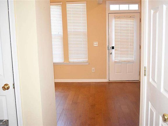 3rd image of 1214 Penhurst Way