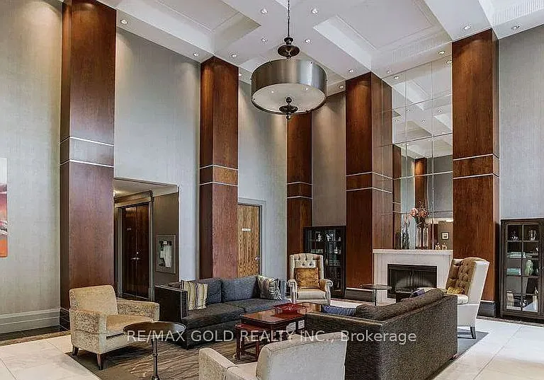 1 Rean Dr #702 — Photo 11