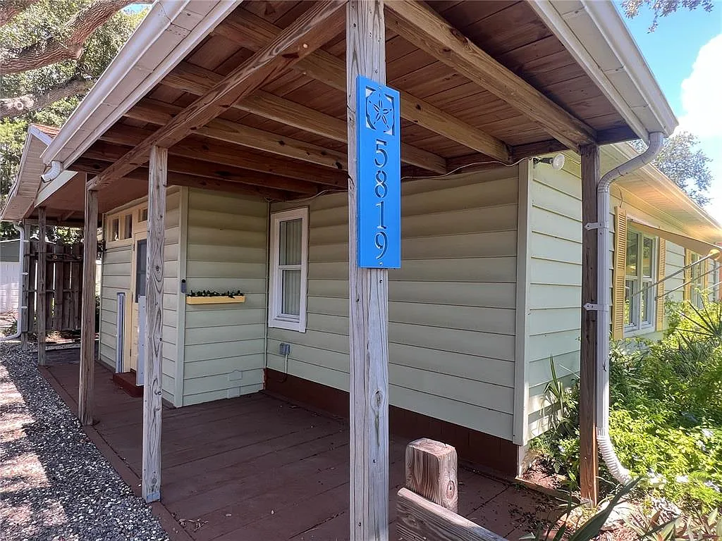 3 bed, 1.0 bath, 1146 sqft, $2,750 — Photo 4