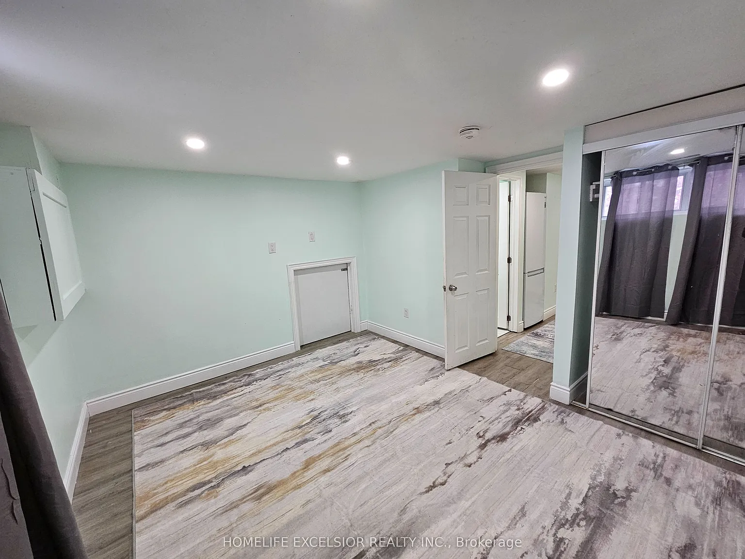 82 Pandora Cir — Photo 3