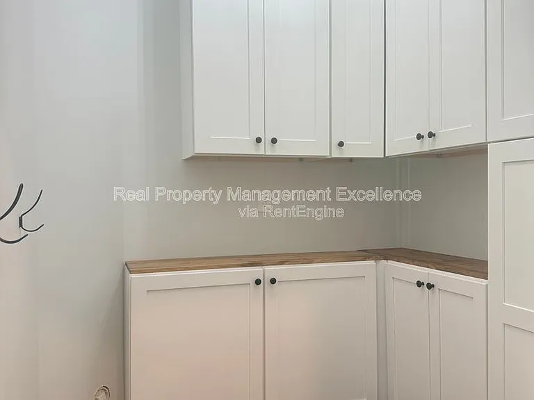 16 Clear Creek Cir — Photo 11