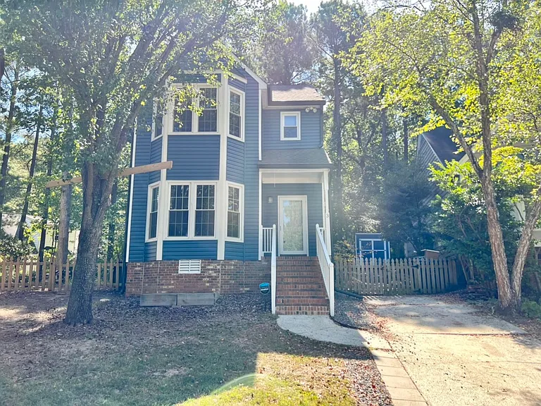 3 Landover Ct — Photo 2
