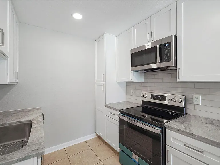 2526 Appian Way #4 — Photo 7