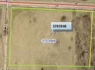 Lincoln St SE, East Canton, OH 44730