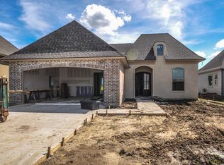 200 Birchview Dr, Broussard, LA 70518