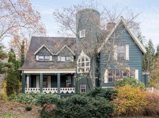 186 Pleasant St, Newton, MA 02459