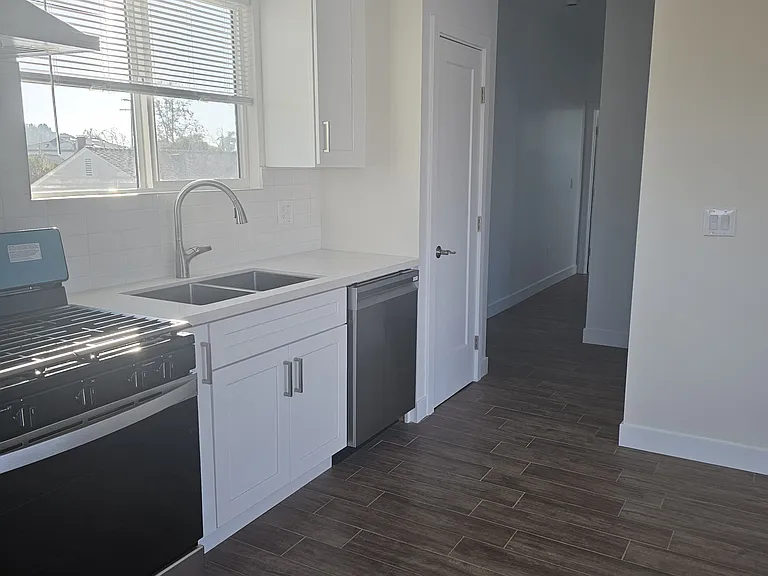 3610 Loomis St #2 — Photo 7