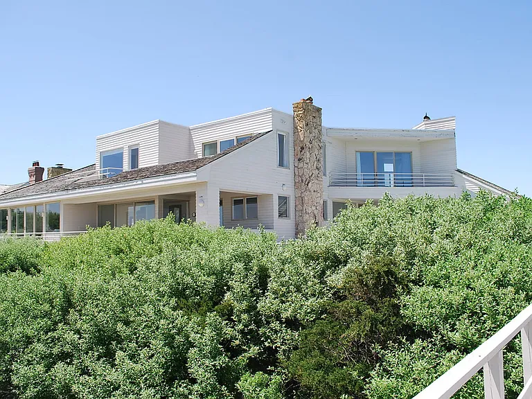2100 Meadow Ln — Photo 8