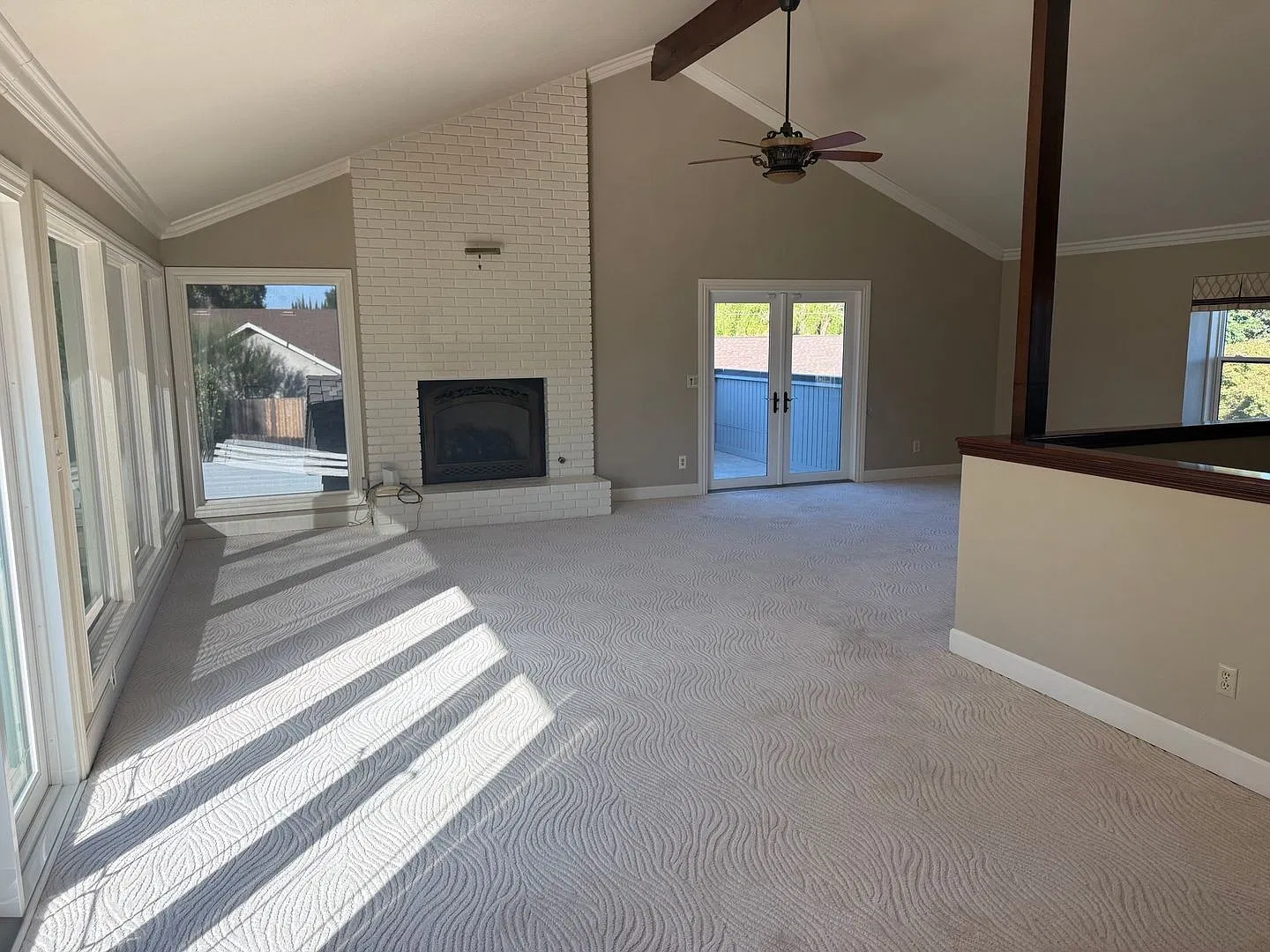 1700 Elizabeth Way Spacious 3-Bedroom Home with Pool & 3-Car Garage! — Photo 3