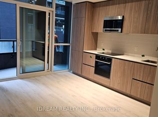 110 Broadway Ave #206S, Toronto, ON M4P 1V7