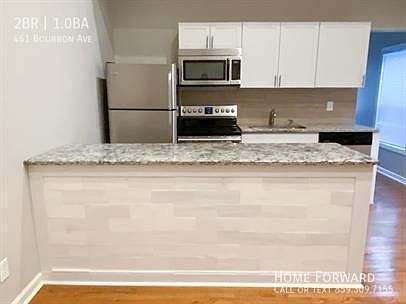 3rd image of 461 Bourbon Ave
