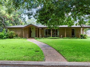 1820 Milam St, Columbus, TX 78934