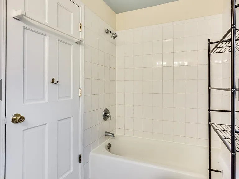 506 N May St #2 — Photo 15