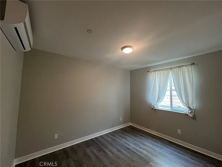 7358 Parker Ln — Photo 9