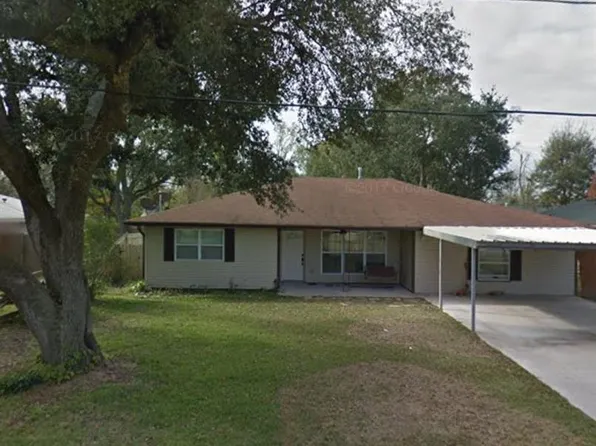 240 Lamesa Dr, Bridge City, TX 77611