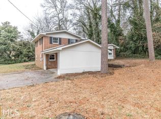 304 Pine Valley Dr, Warner Robins, GA 31088