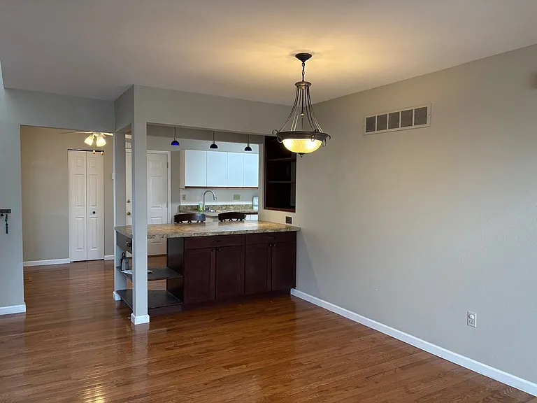 1716 Highview Circle Ct — Photo 6