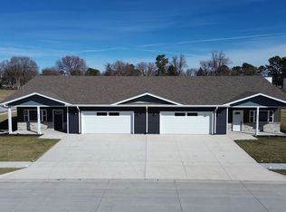 844 9th St, Columbus, NE 68601