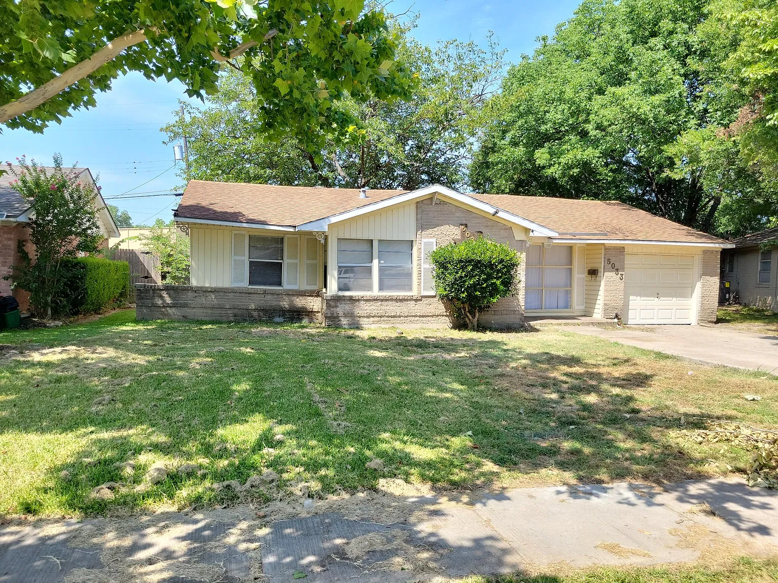 3 bed, 1200 sqft, $1,675 — Photo 1