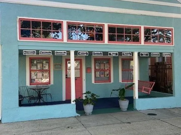 627 Opelousas Ave, New Orleans, LA 70114