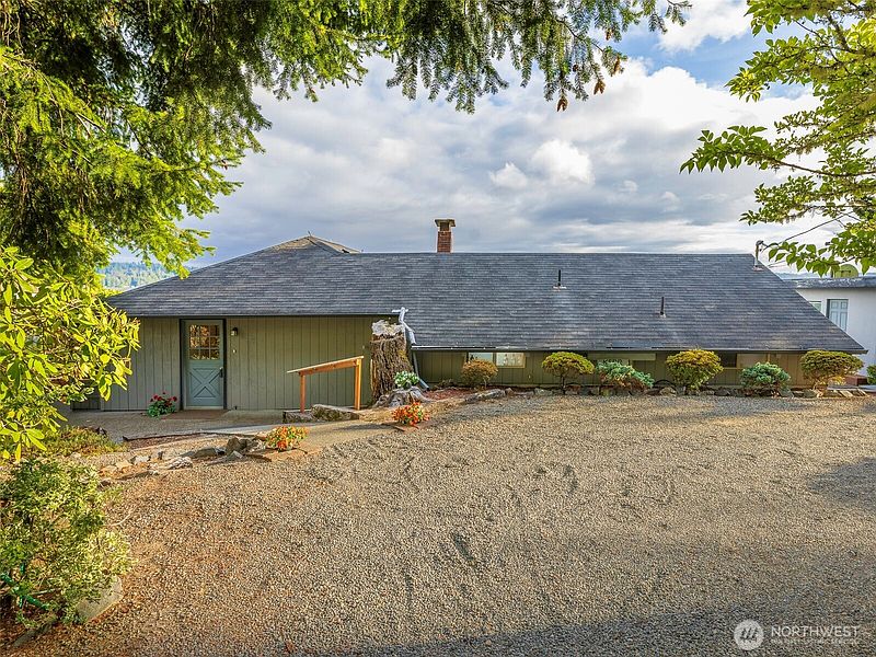 5th image of 451 NE Landon Road