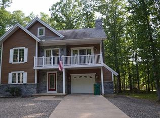 9 Algonquin Dr, Hazleton, PA 18202