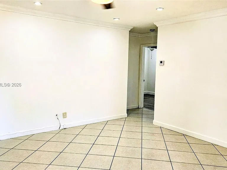 4360 NE 13th Ave #MAIN — Photo 8