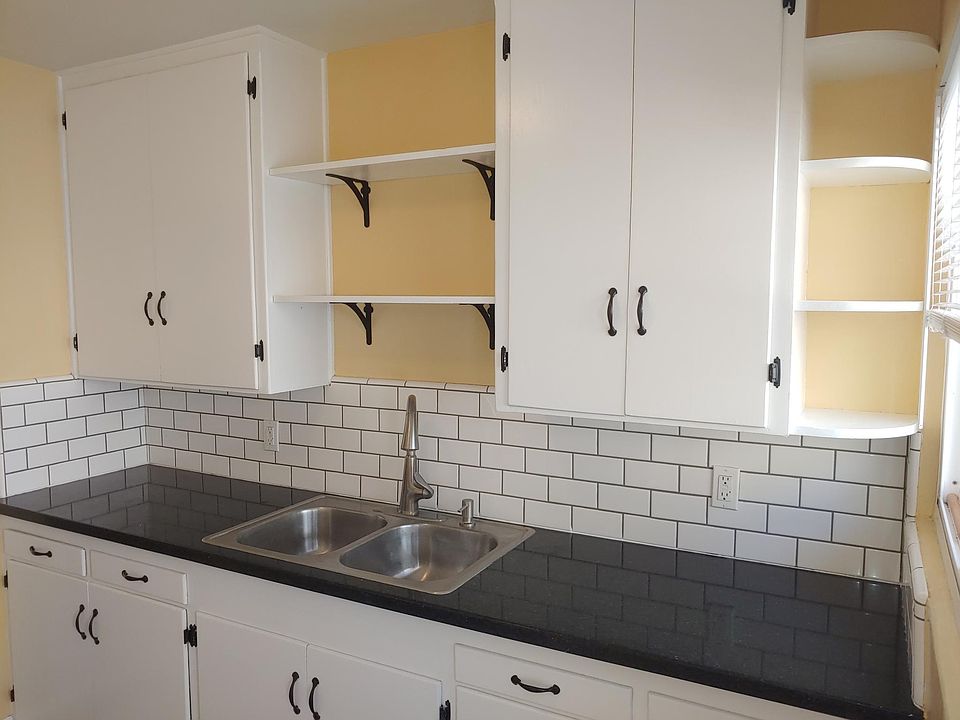 1st image of 1738-44 Sunset Cliffs Blvd #1740