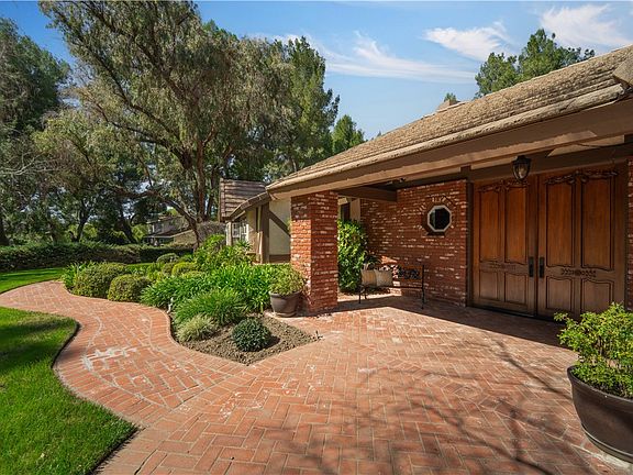 3rd image of 15883 Condor Ridge Rd