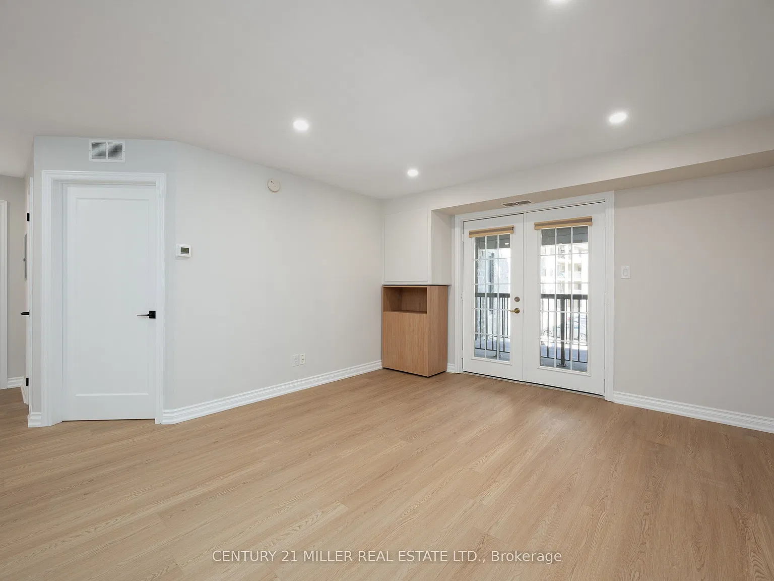 2 bed, $2,400 — Photo 3