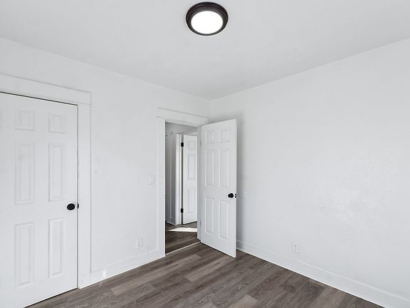 2nd image of 508 E Ivy St Unit B