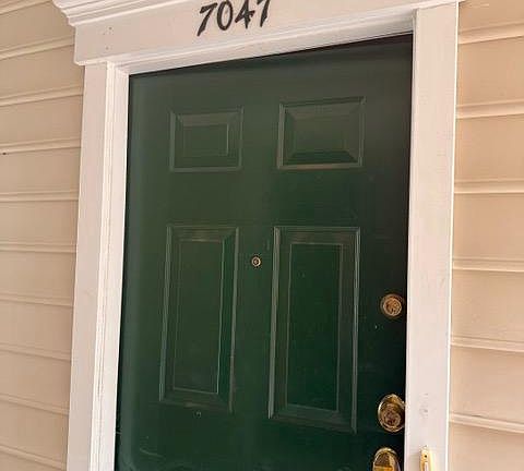 2nd image of 7047 Huntley Run Pl #115