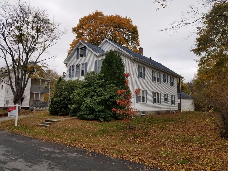 2nd image of 7 Brook St #9
