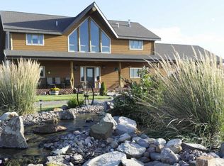 8 Old Stagecoach Ln, Vaughn, MT 59487