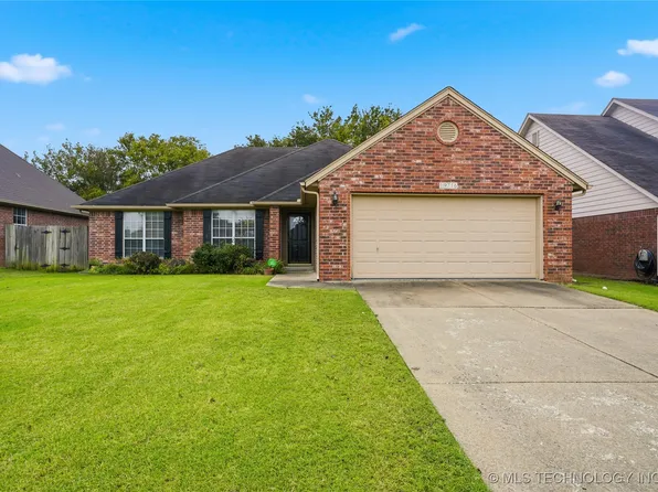 19716 E 45th St S, Broken Arrow, OK 74014