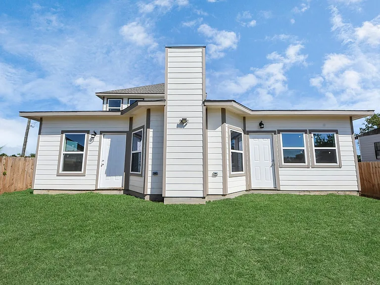 1189 County Road 5100 — Photo 8