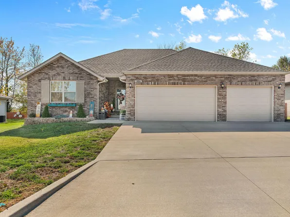 304 W Picardy Street, Republic, MO 65738