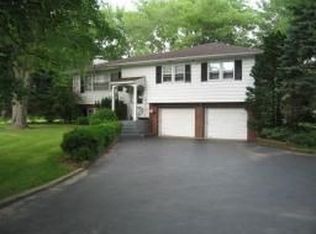 33 Dayton Rd, Flemington, NJ 08822